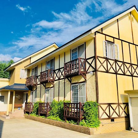 האקובה Villa Rengatei מראה חיצוני תמונה